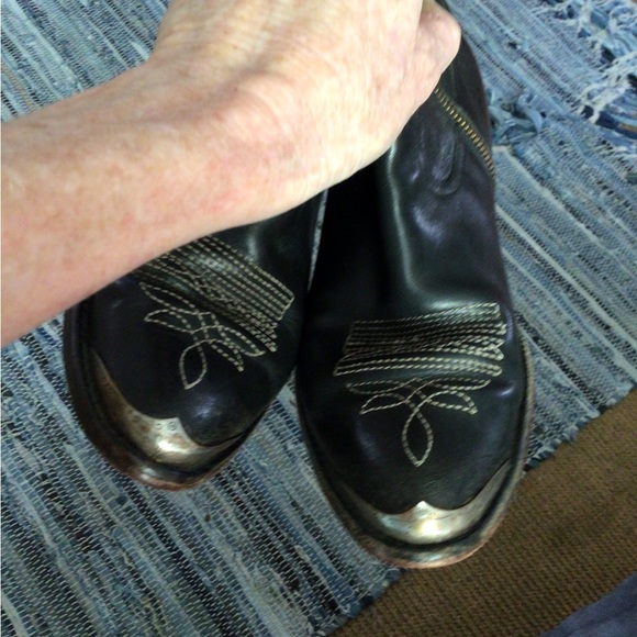 CLEARANCE SALE !2x Host Pick!! 🤩⭐️🤩vintage GOLDEN GOOSE COWBOY BOOTIES ⚡️🌟⚡️ - Picture 7 of 14